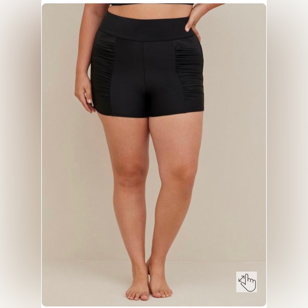 ULTRA HIGH RISE RUCHED SWIM SHORT